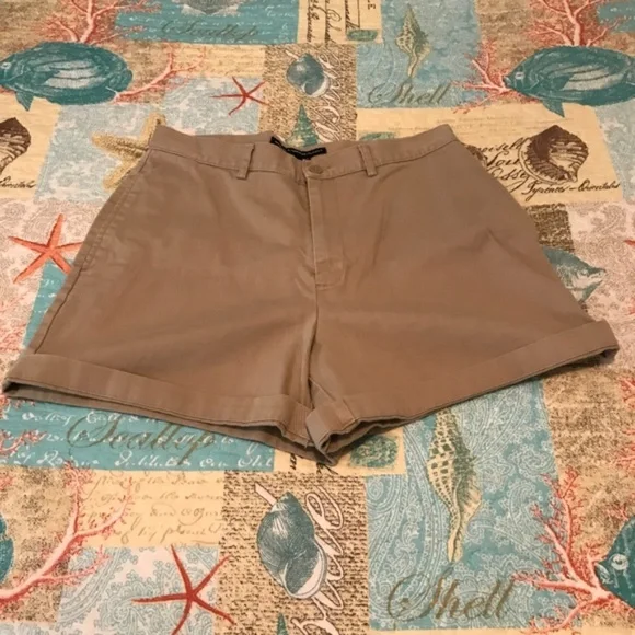 Ralph Lauren Sport Khaki High Waisted Shorts with Pockets Size 8 - Picture 4 of 8